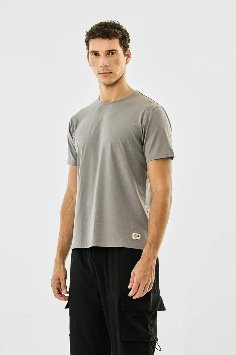 SNITCH Basic Side Slit Stretch T-Shirt